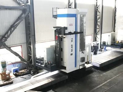 Mandriladora e fresadora CNC tipo floor