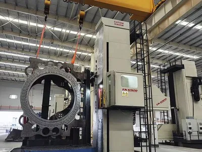 Mandriladora e fresadora CNC tipo floor