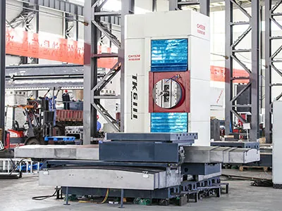 Mandriladora e fresadora CNC tipo mesa